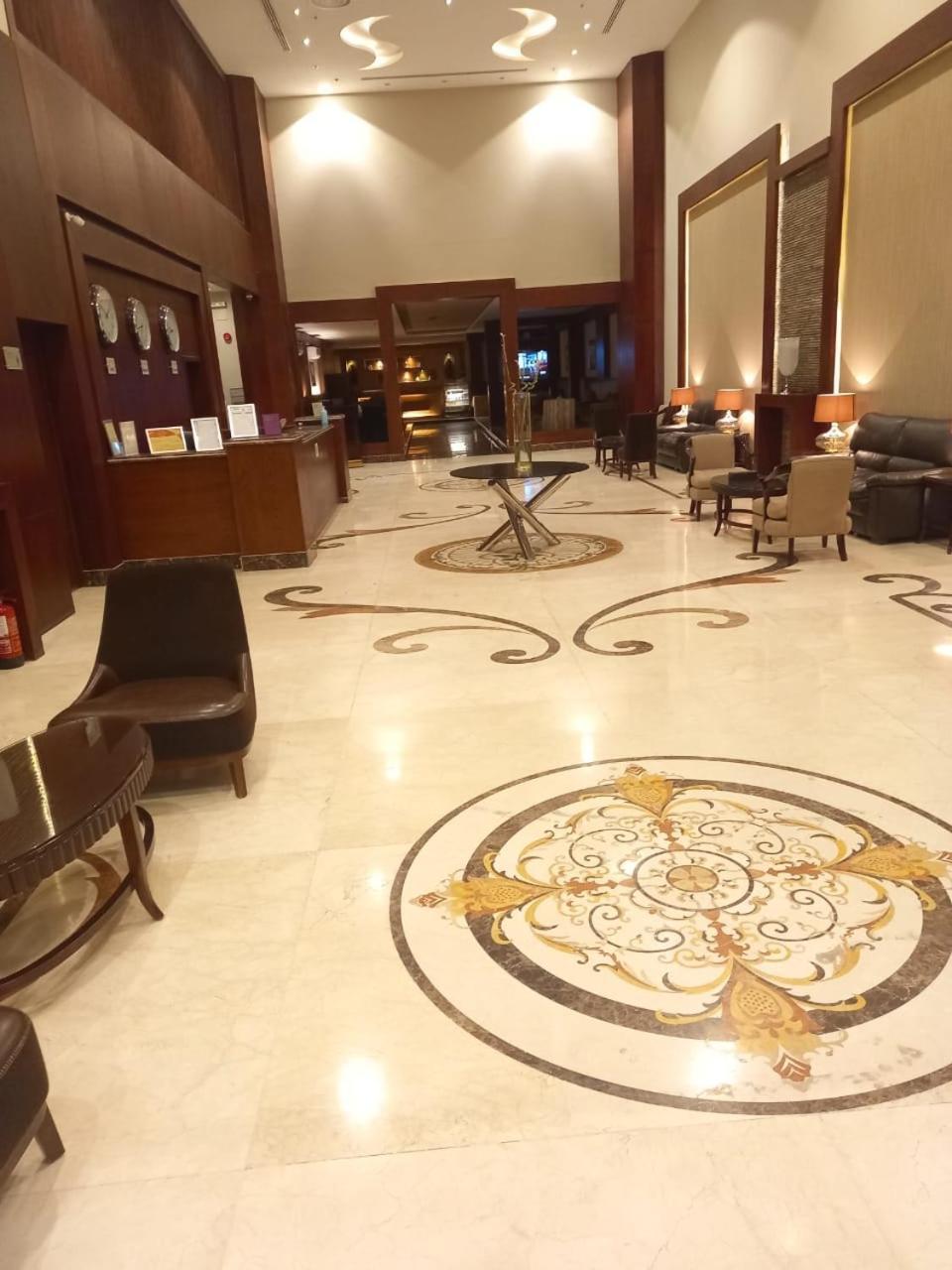 Talin Ghernatah * Riyadh